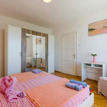 Valentin Apartment Novi Vinodolski